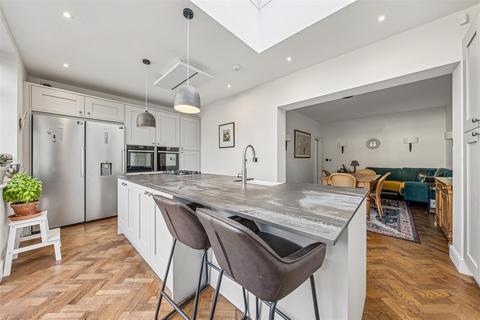 undefined, Lawford Road, London, W4