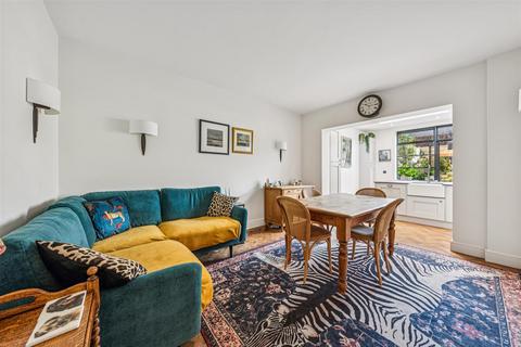 undefined, Lawford Road, London, W4