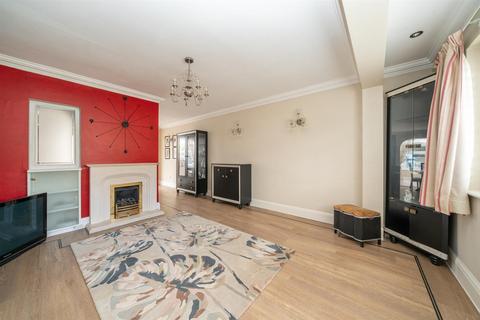 undefined, Grasmere Close, Leverstock Green, Hemel Hempstead, Hertfordshire, HP3 8QZ