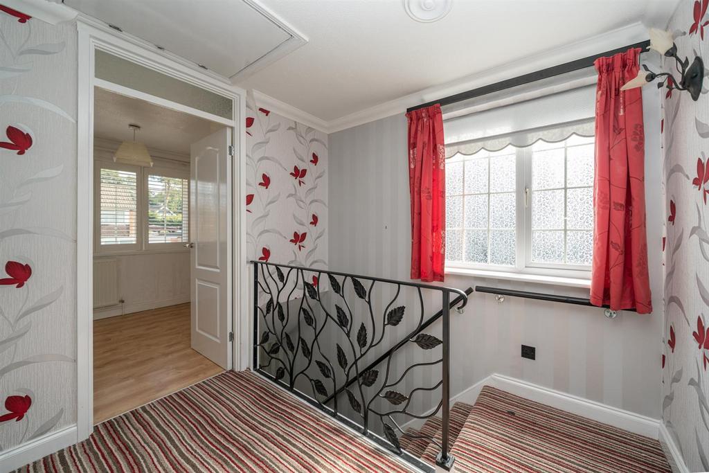 3-Grasmere-Close-2714.jpg