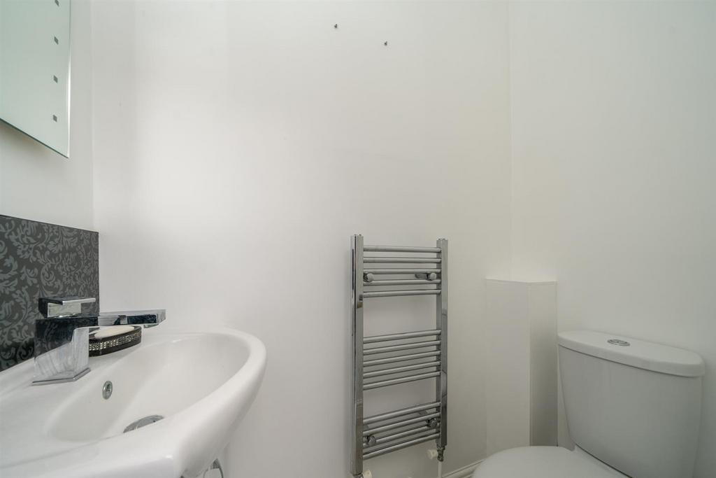 3-Grasmere-Close-2778.jpg
