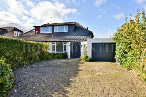 3 bedroom bungalow for sale, Sunnybank Road, Potters Bar, EN6