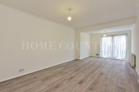 3 bedroom bungalow for sale, Sunnybank Road, Potters Bar, EN6