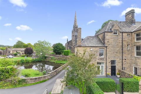 3 bedroom end of terrace house for sale, Main Street, Burley in Wharfedale LS29