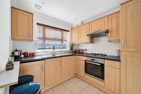 undefined, Kent Road, West Wickham, BR4
