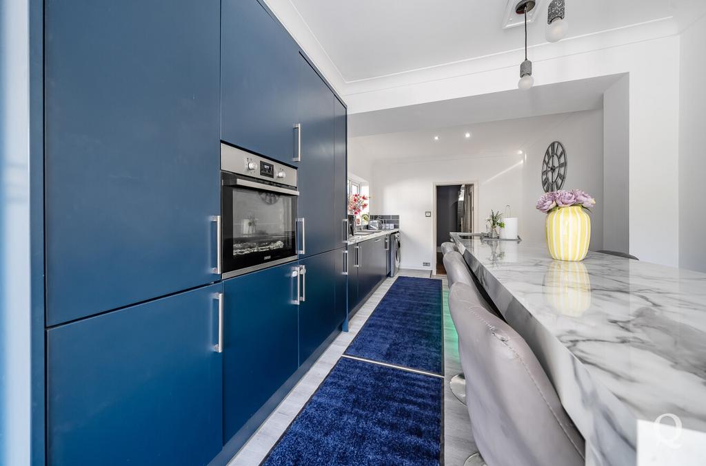 A6259247-d438-4c0...