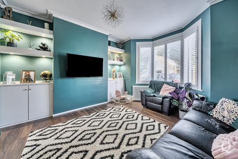 3 bedroom terraced house for sale, Addington Road, Sittingbourne, ME10