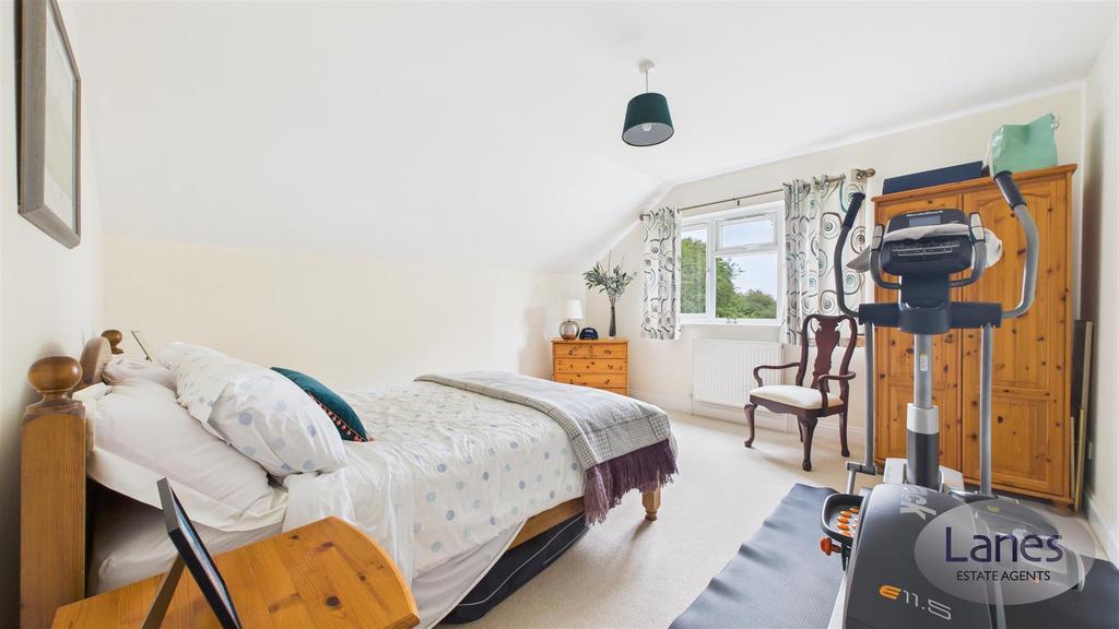 CAM03457 G0-PR0031-STILL003.jpg