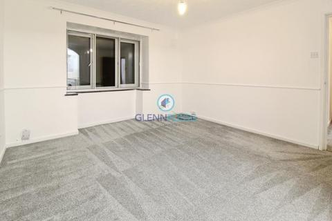 1 bedroom flat to rent, BRUCE CLOSE CIPPENHAM