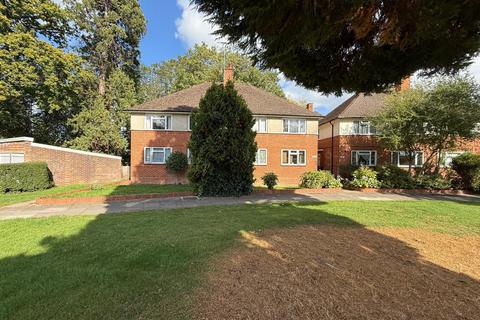 undefined, Lloyd Court, Pinner HA5