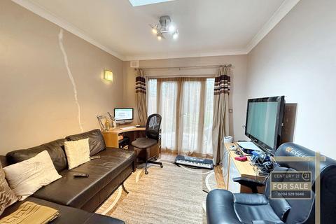 23 Dorset Avenue, Southall, UB2 4HG