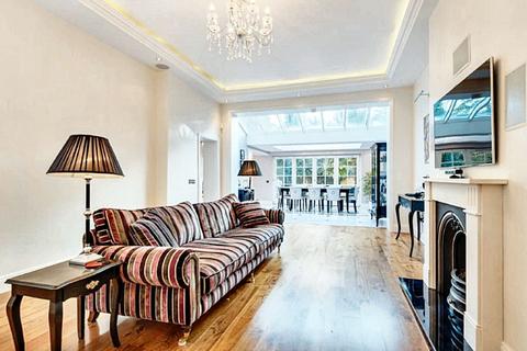 3 bedroom flat for sale, Greencroft Gardens, London, NW6