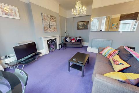1 bedroom flat to rent, Cambridge Road, Hove, BN3