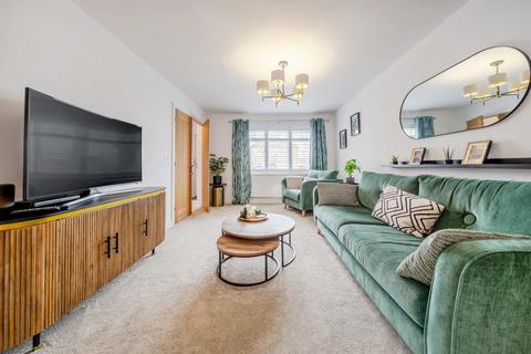 4 bedroom detached house for sale, Malster Drive, Horncastle, Lincs