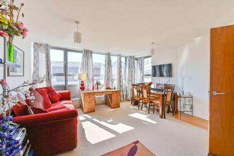 1 bedroom flat for sale, Courtenay House, Brixton Hill, London, SW2