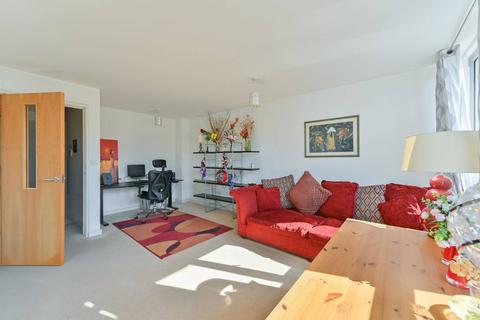 1 bedroom flat for sale, Courtenay House, Brixton Hill, London, SW2