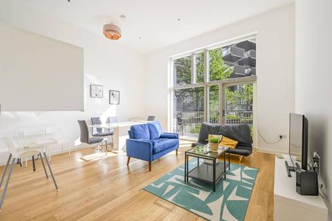 3 bedroom flat for sale, Maud Street, E16, Royal Docks, London, E16
