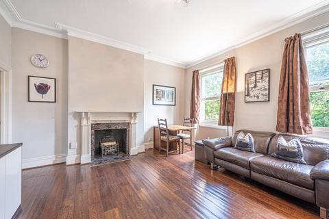 Fitzjohns Avenue, Hampstead, London, NW3