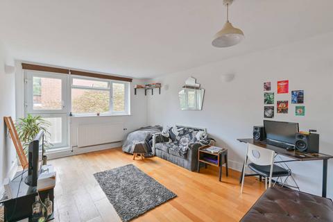 undefined, Beechcroft Close, Streatham, London, SW16