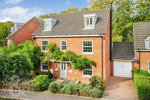 5 bedroom detached house for sale, Nelson Drive, Little Plumstead, Norwich