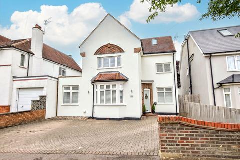 5 bedroom detached house for sale, Horseshoe Lane, Watford WD25