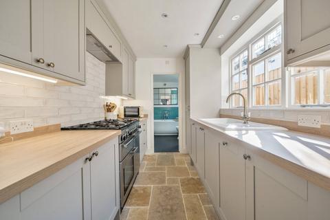 2 bedroom terraced house for sale, Bell Road, East Molesey, KT8