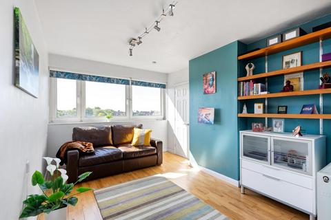 1 bedroom apartment for sale, Lampeter Square, Hammersmith, London, W6