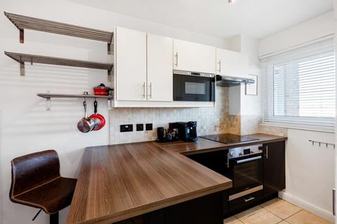 1 bedroom apartment for sale, Lampeter Square, Hammersmith, London, W6
