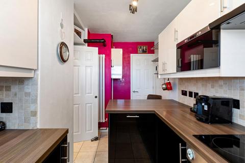 1 bedroom apartment for sale, Lampeter Square, Hammersmith, London, W6