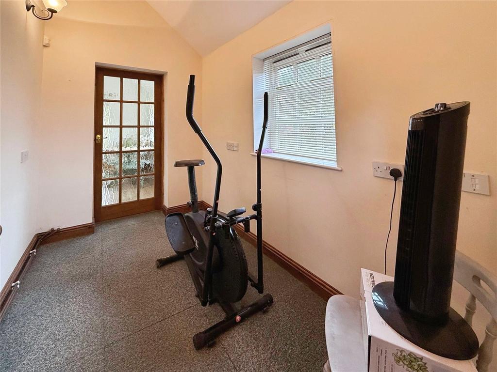 Office/Lobby