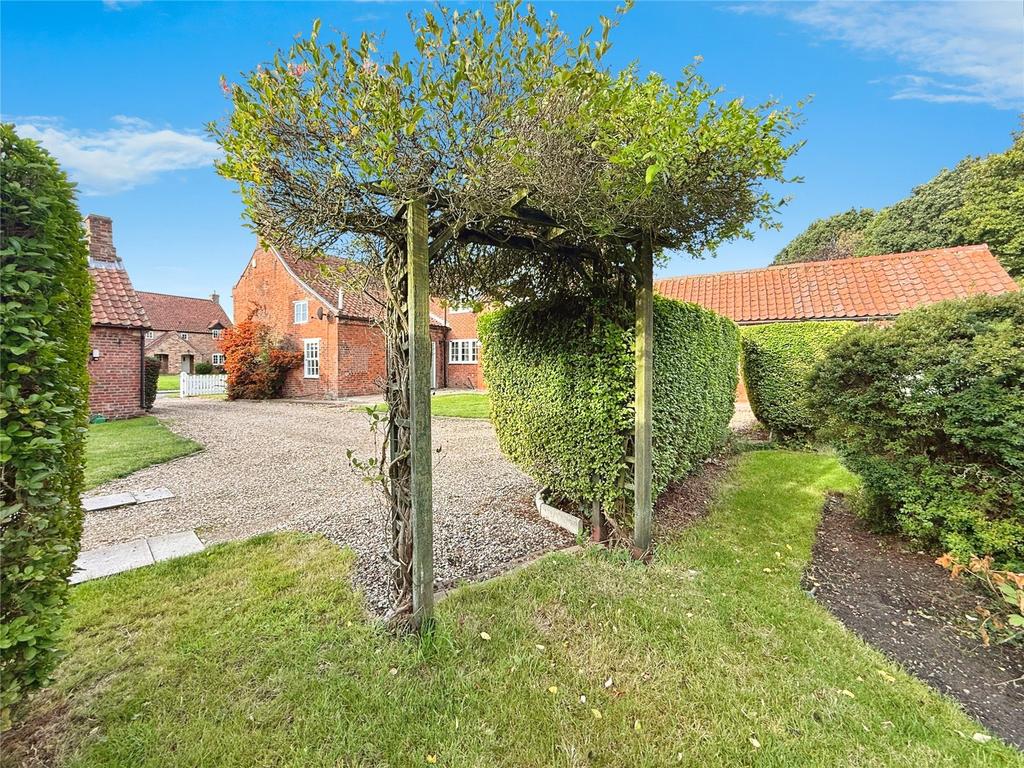 Gardens&#96;