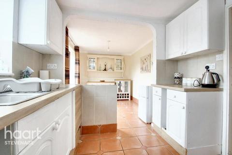3 bedroom end of terrace house for sale, Nodes Drive, Stevenage