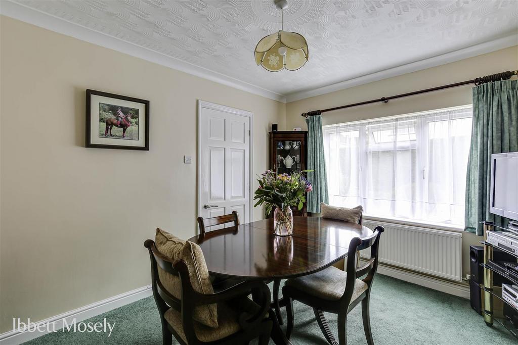 7 Dining Room.jpg