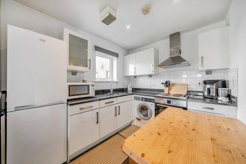 undefined, Birdwood Avenue, Hither Green, London, SE13