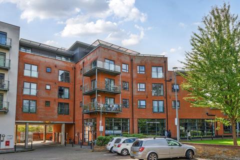 Birdwood Avenue, Hither Green, London, SE13
