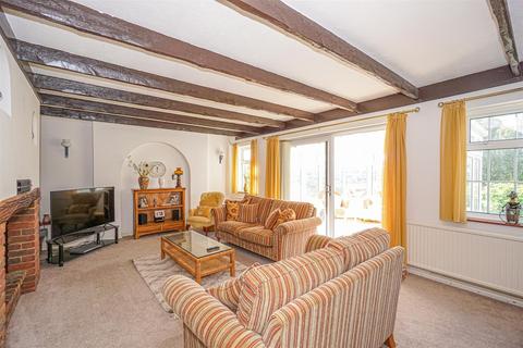 4 bedroom detached house for sale, Winchelsea Lane, Hastings