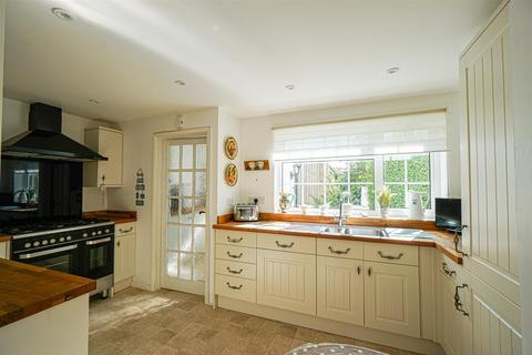 4 bedroom detached house for sale, Winchelsea Lane, Hastings