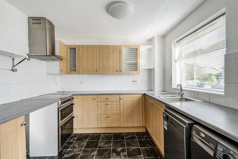 2 bedroom flat for sale, Hudson Close, Worthing, West Sussex, BN13