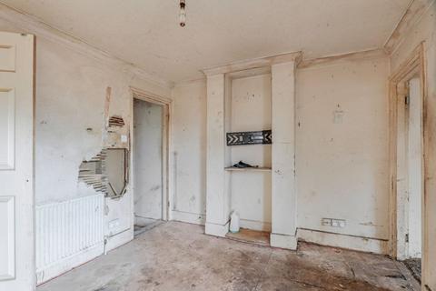 159 Kingston Road, Leatherhead, KT22 7NX