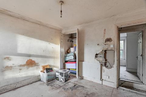 159 Kingston Road, Leatherhead, KT22 7NX
