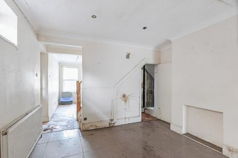 159 Kingston Road, Leatherhead, KT22 7NX