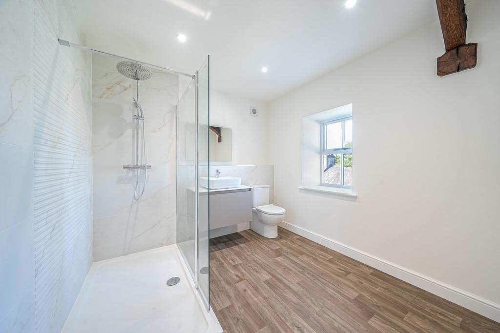 Bedroom One Ensuite