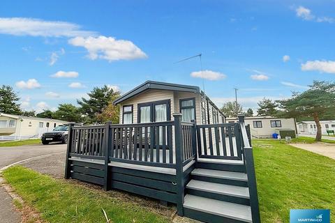 2 bedroom park home for sale, Oakdene Holiday Park