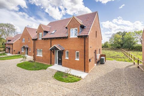 3 bedroom detached house for sale, Oak Fields, Lawshall