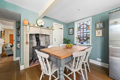 4 bedroom terraced house for sale, 102, High Street, Hadleigh