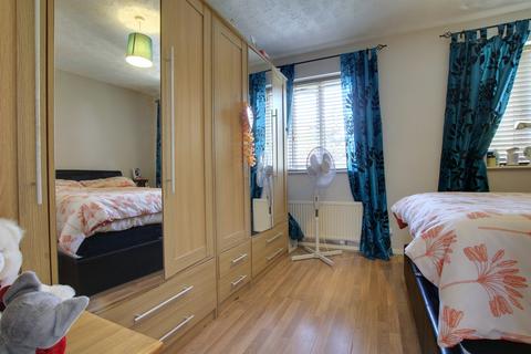 41 Furrowfields Road, Chatteris, PE16 6DY