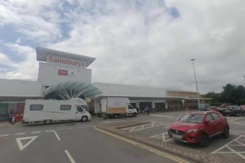 undefined, Oldham Street, Denton M34