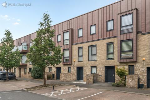 undefined, Sweetbriar Avenue, Carshalton