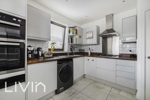8 Nihill Place, Croydon, CR0 6FT