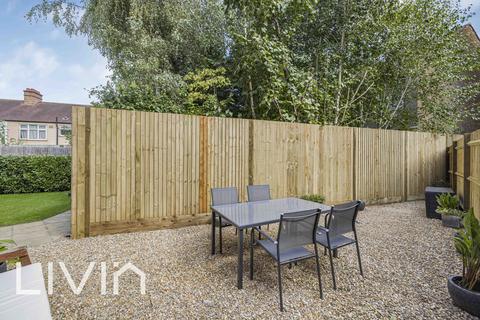 8 Nihill Place, Croydon, CR0 6FT